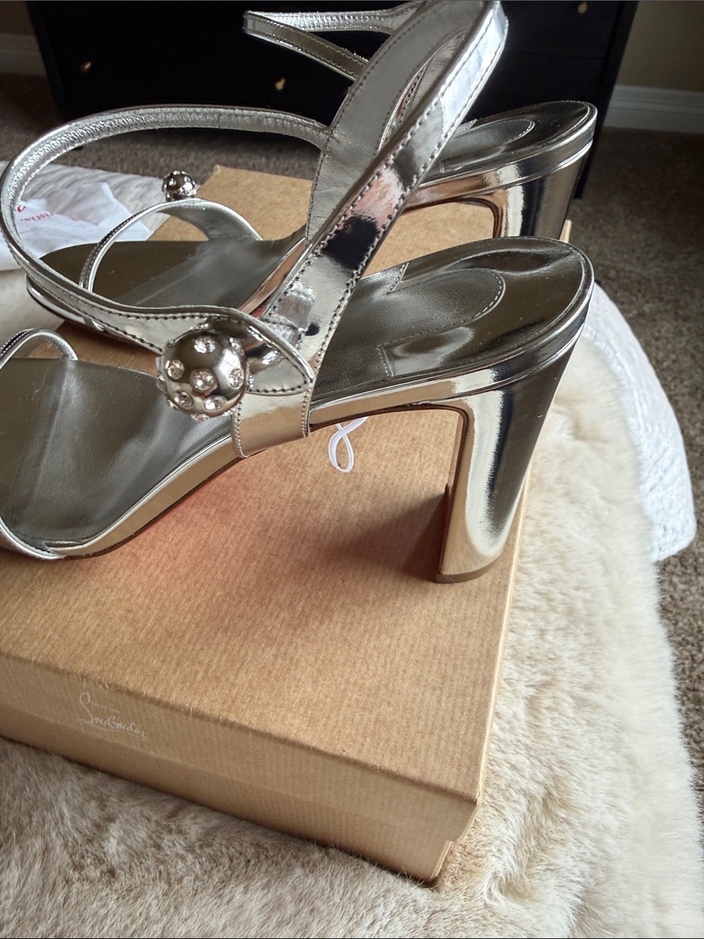 Christian Louboutin Atmospheria Metallic Sphere Sandal Silver Heels size 40
